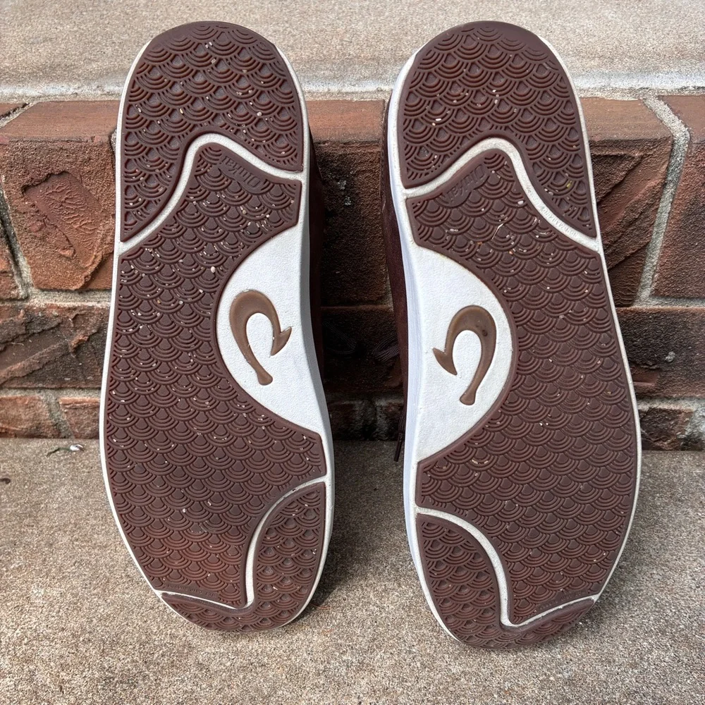 OluKai sleek sneakers